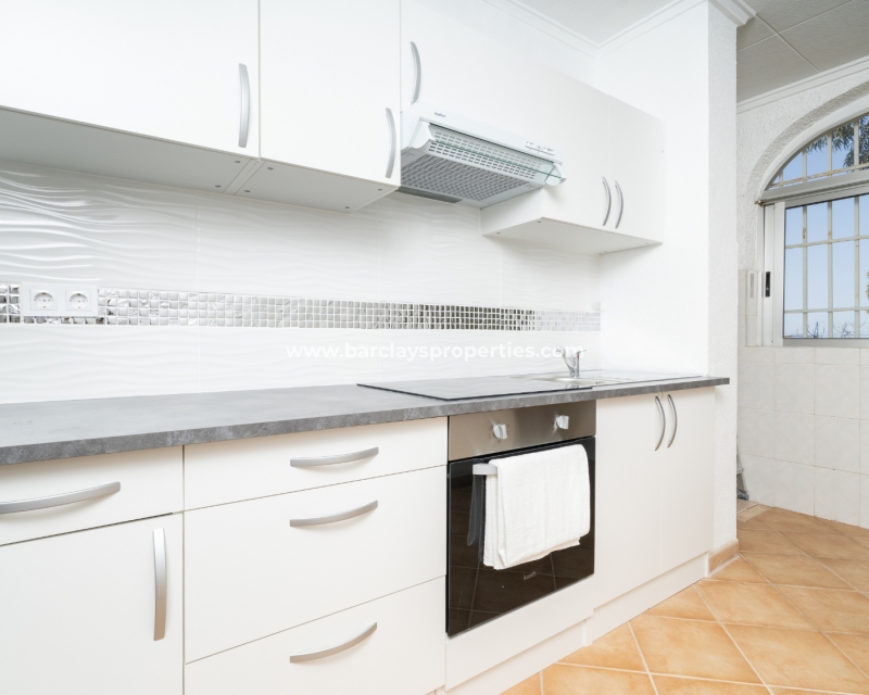 Wederverkoop - Vrijstaande Villa - Urb. La Marina