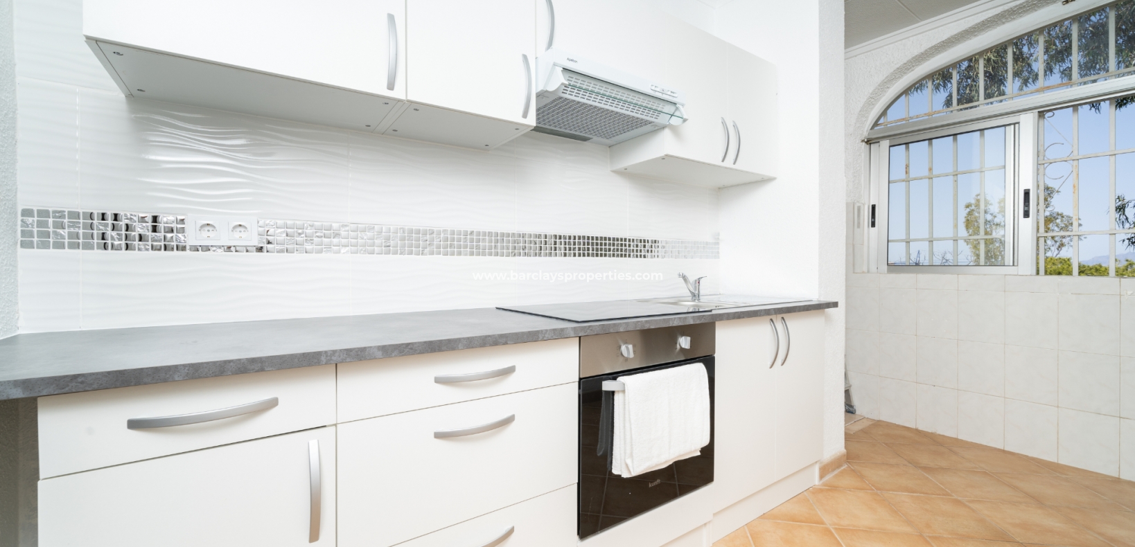 Wederverkoop - Vrijstaande Villa - Urb. La Marina