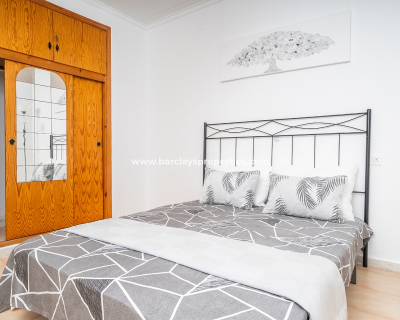 Wederverkoop - Vrijstaande Villa - Urb. La Marina