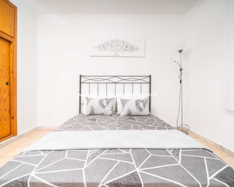 Wederverkoop - Vrijstaande Villa - Urb. La Marina