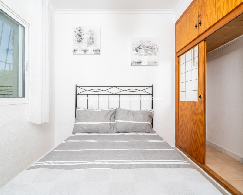 Wederverkoop - Vrijstaande Villa - Urb. La Marina