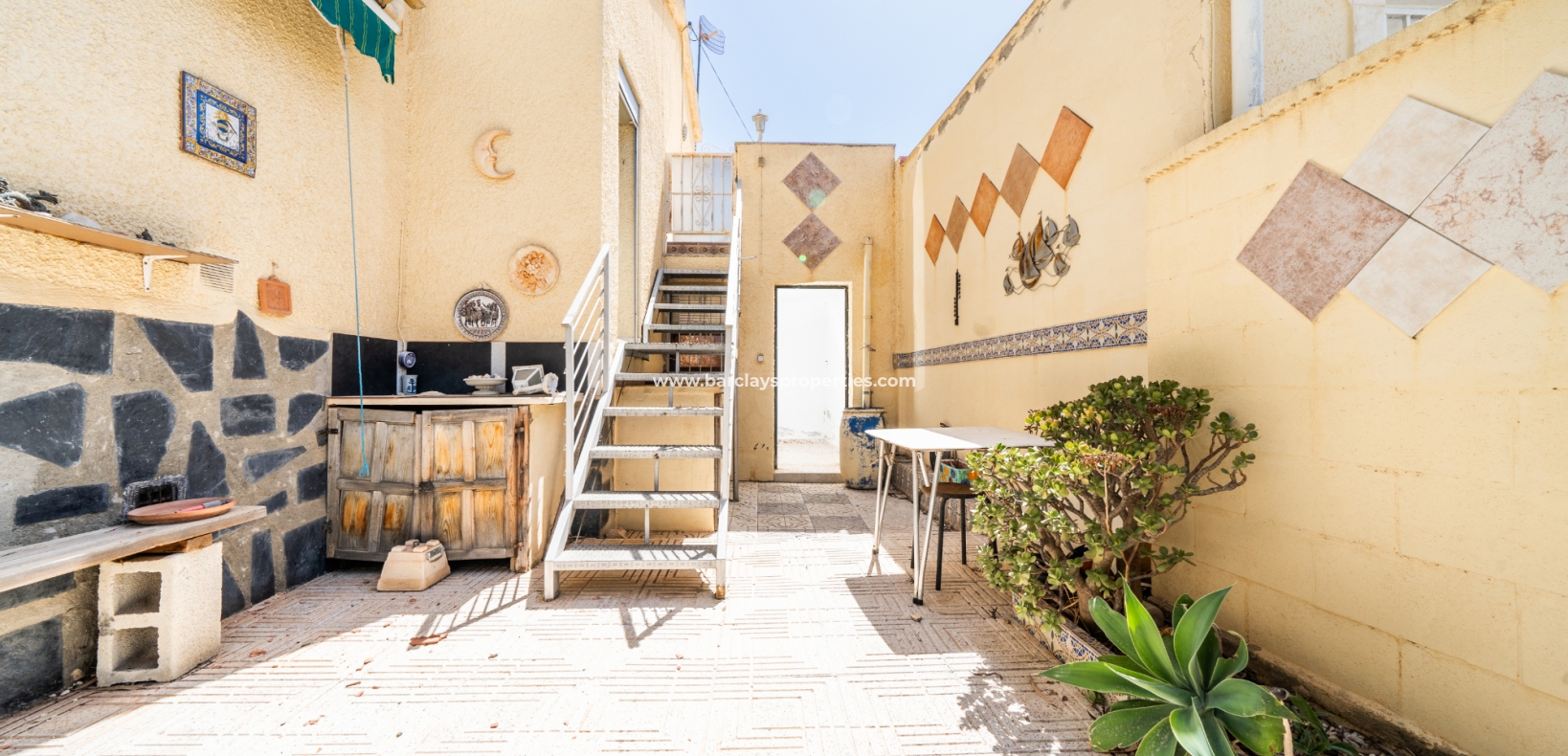 Wederverkoop - Vrijstaande Villa - Urb. La Marina