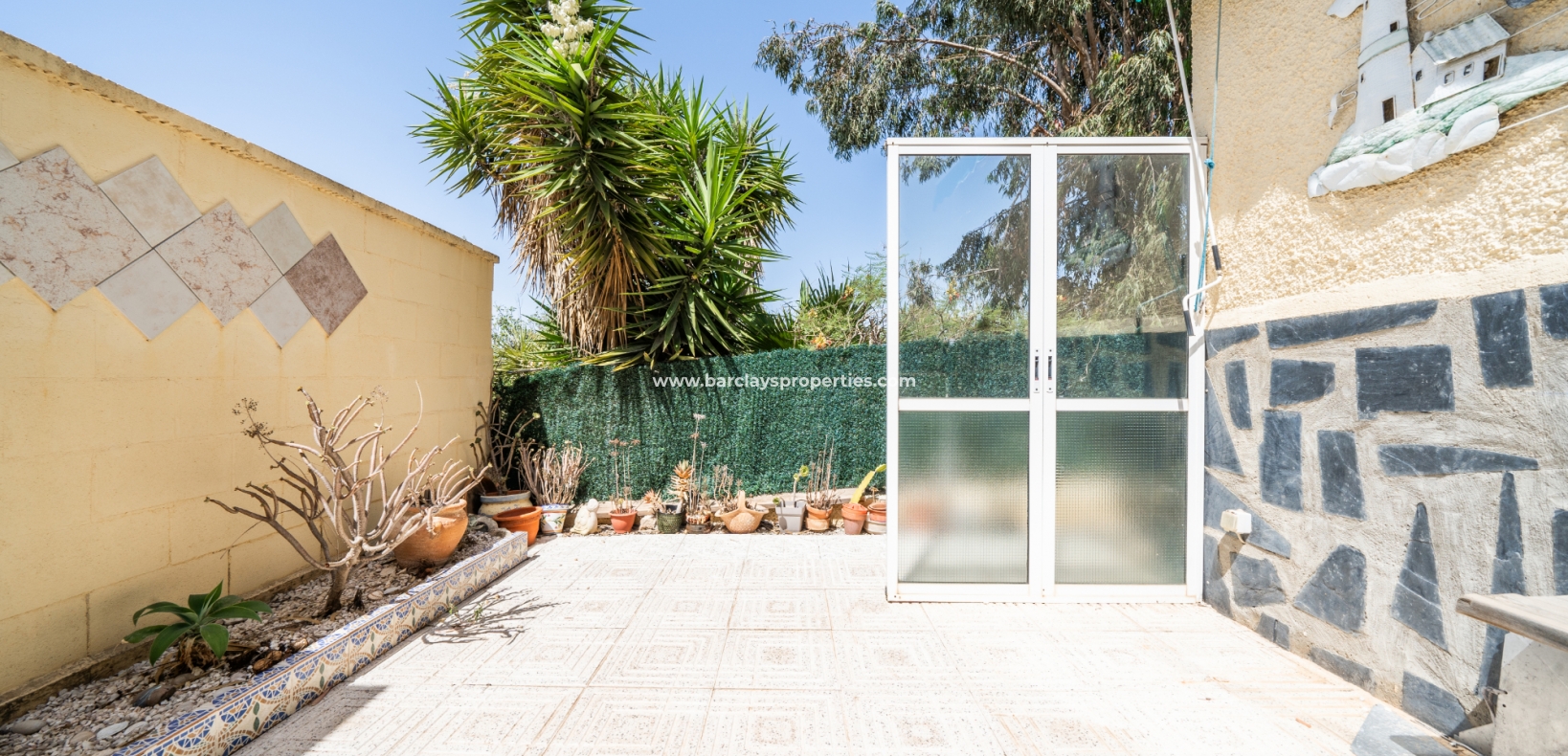 Wederverkoop - Vrijstaande Villa - Urb. La Marina