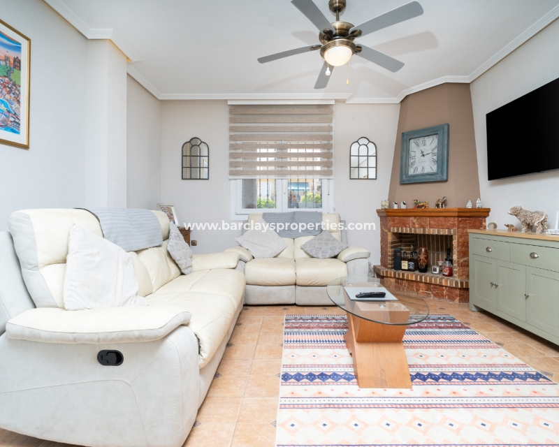 Wederverkoop - Vrijstaande Villa - Urb. La Marina