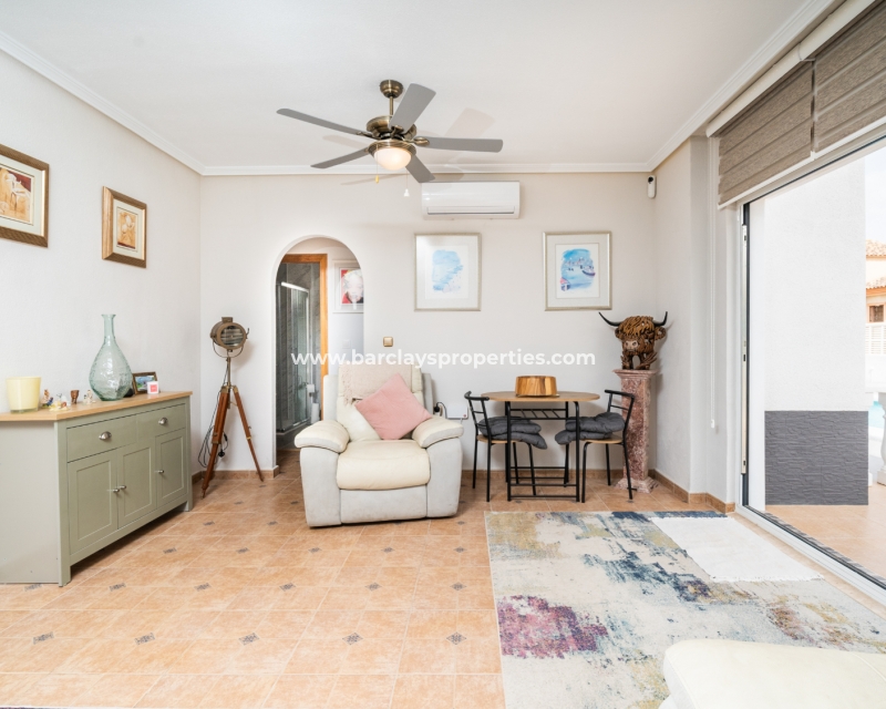 Wederverkoop - Vrijstaande Villa - Urb. La Marina