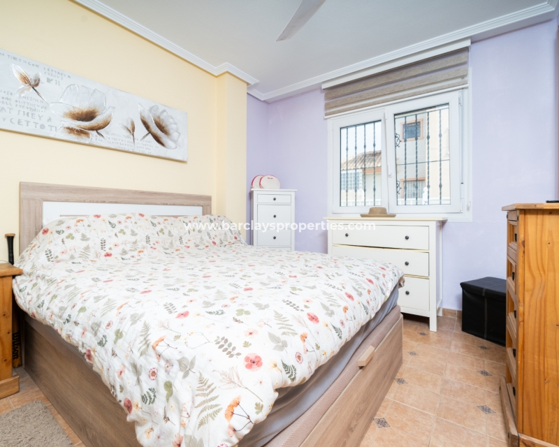 Wederverkoop - Vrijstaande Villa - Urb. La Marina