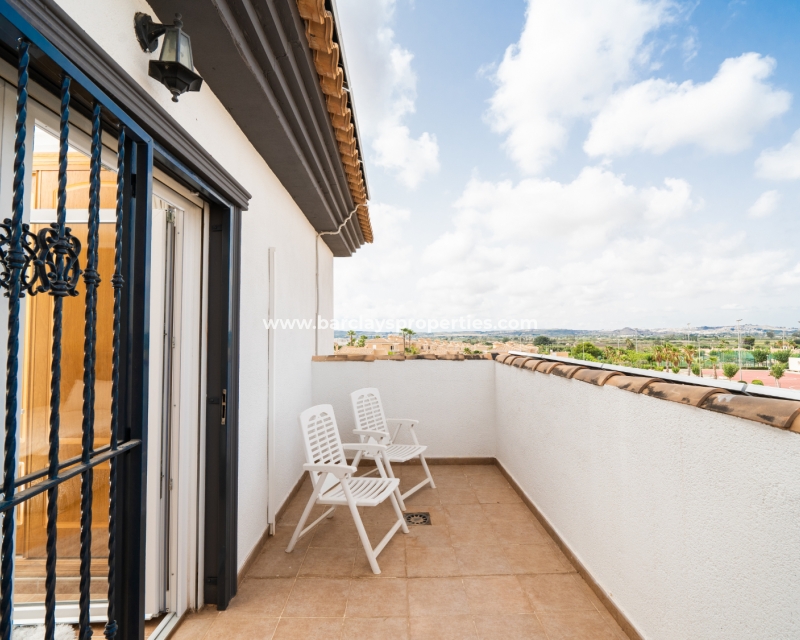 Wederverkoop - Vrijstaande Villa - Urb. La Marina