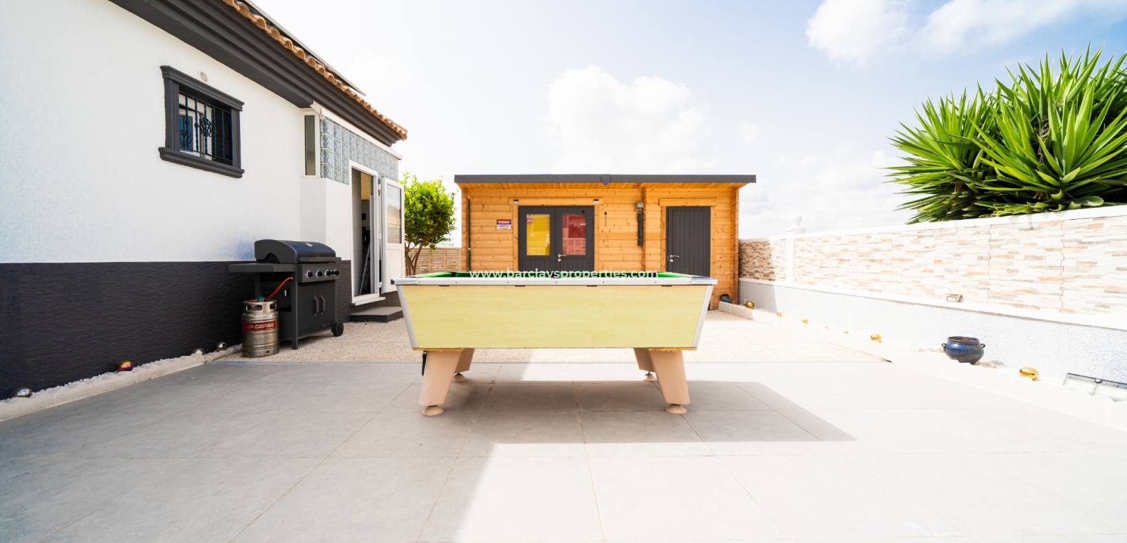 Wederverkoop - Vrijstaande Villa - Urb. La Marina