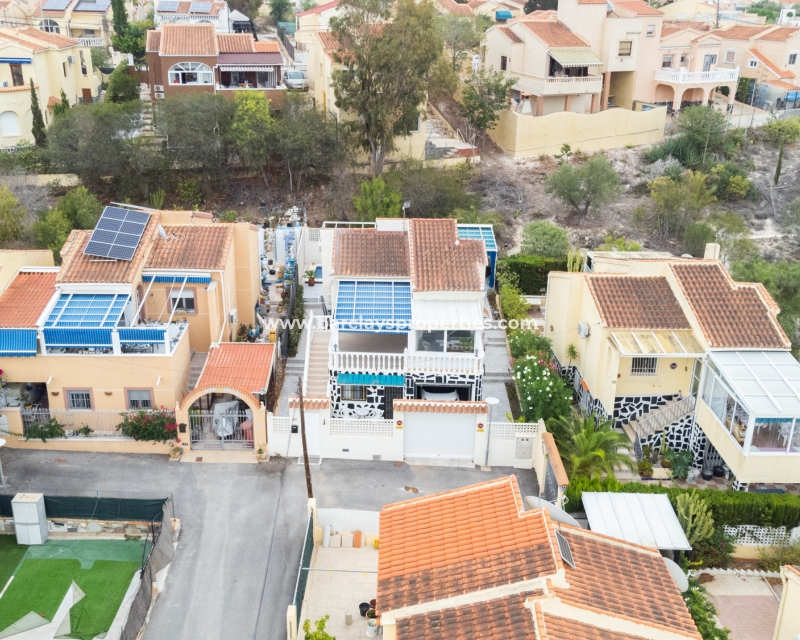 Wederverkoop - Vrijstaande Villa - Urb. La Marina