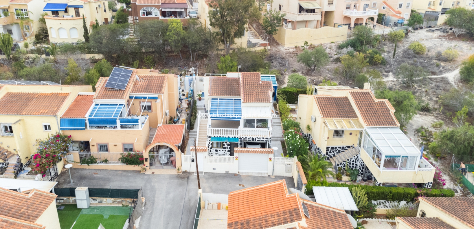 Wederverkoop - Vrijstaande Villa - Urb. La Marina