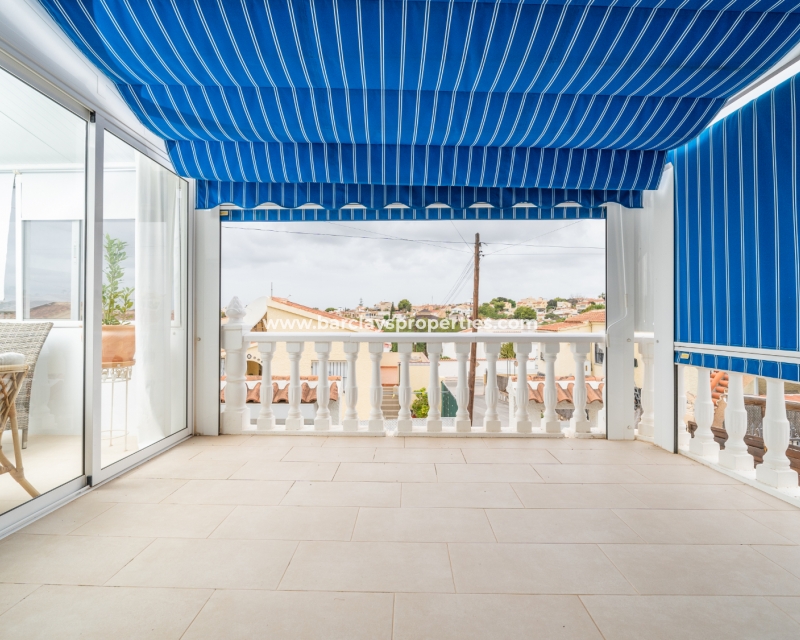 Wederverkoop - Vrijstaande Villa - Urb. La Marina