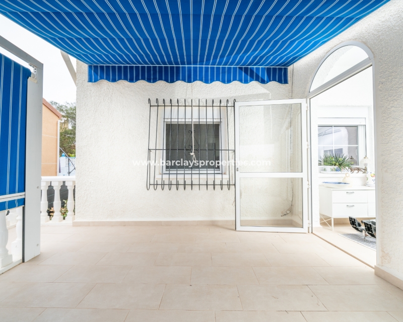 Wederverkoop - Vrijstaande Villa - Urb. La Marina