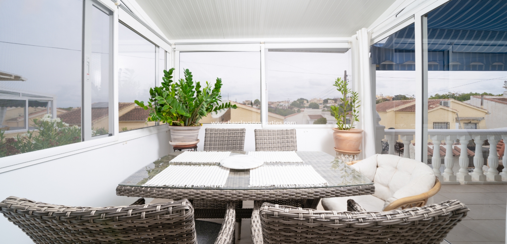 Wederverkoop - Vrijstaande Villa - Urb. La Marina