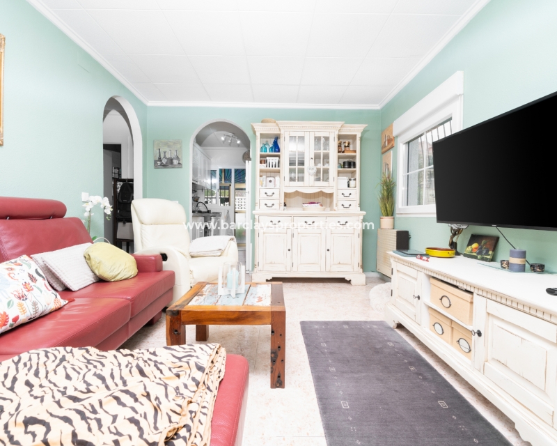 Wederverkoop - Vrijstaande Villa - Urb. La Marina