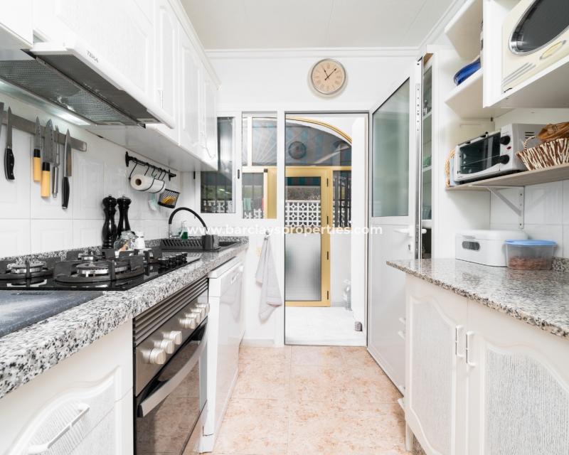 Wederverkoop - Vrijstaande Villa - Urb. La Marina