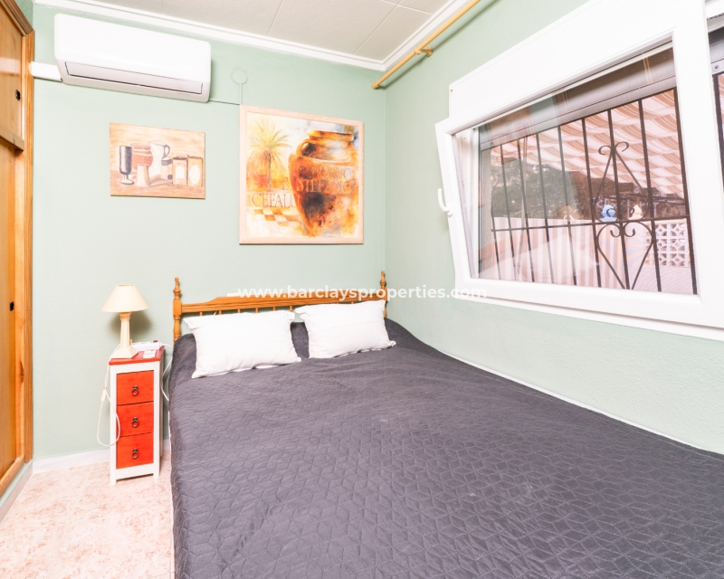 Wederverkoop - Vrijstaande Villa - Urb. La Marina