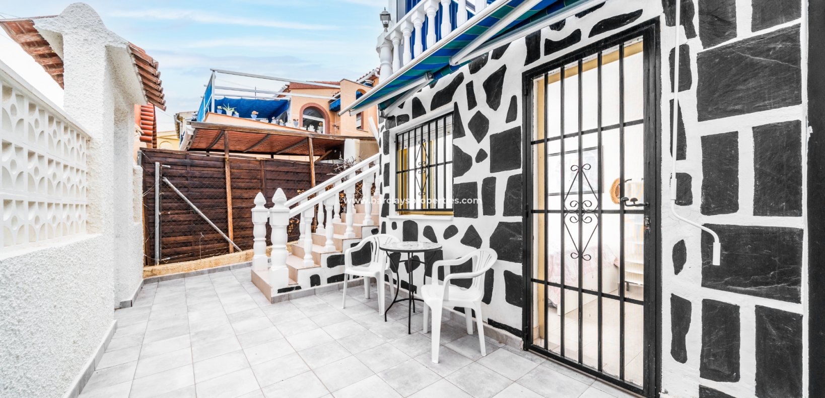 Wederverkoop - Vrijstaande Villa - Urb. La Marina