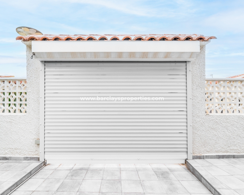 Wederverkoop - Vrijstaande Villa - Urb. La Marina