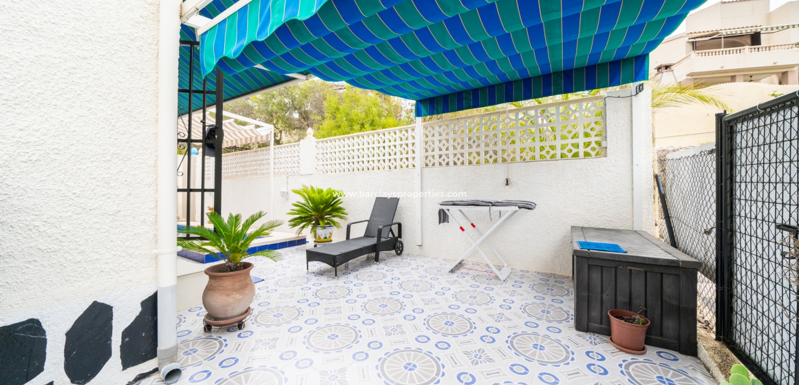 Wederverkoop - Vrijstaande Villa - Urb. La Marina