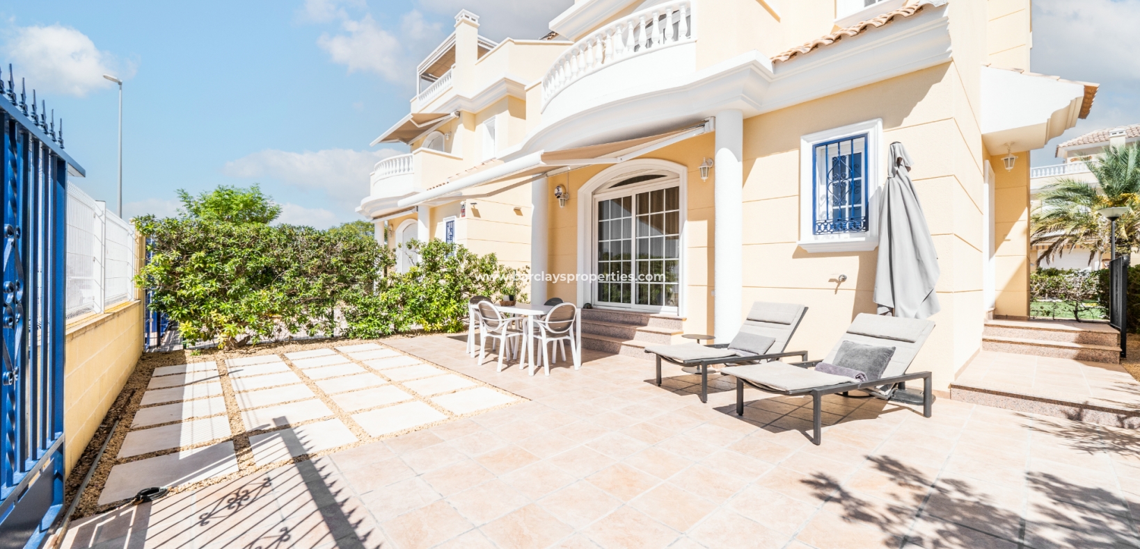 Wederverkoop - Vrijstaande Villa - Urb. La Marina