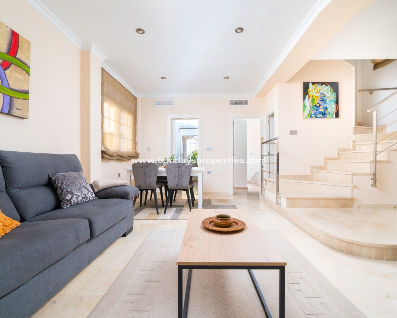 Wederverkoop - Vrijstaande Villa - Urb. La Marina