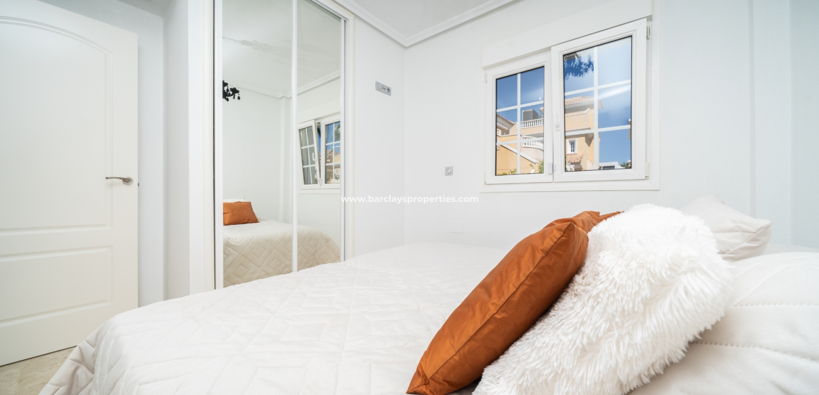 Wederverkoop - Vrijstaande Villa - Urb. La Marina