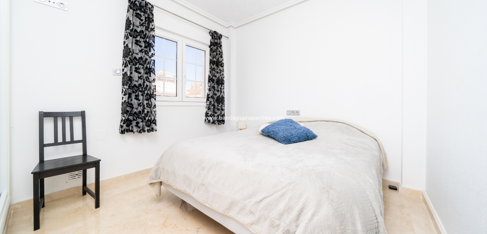 Wederverkoop - Vrijstaande Villa - Urb. La Marina