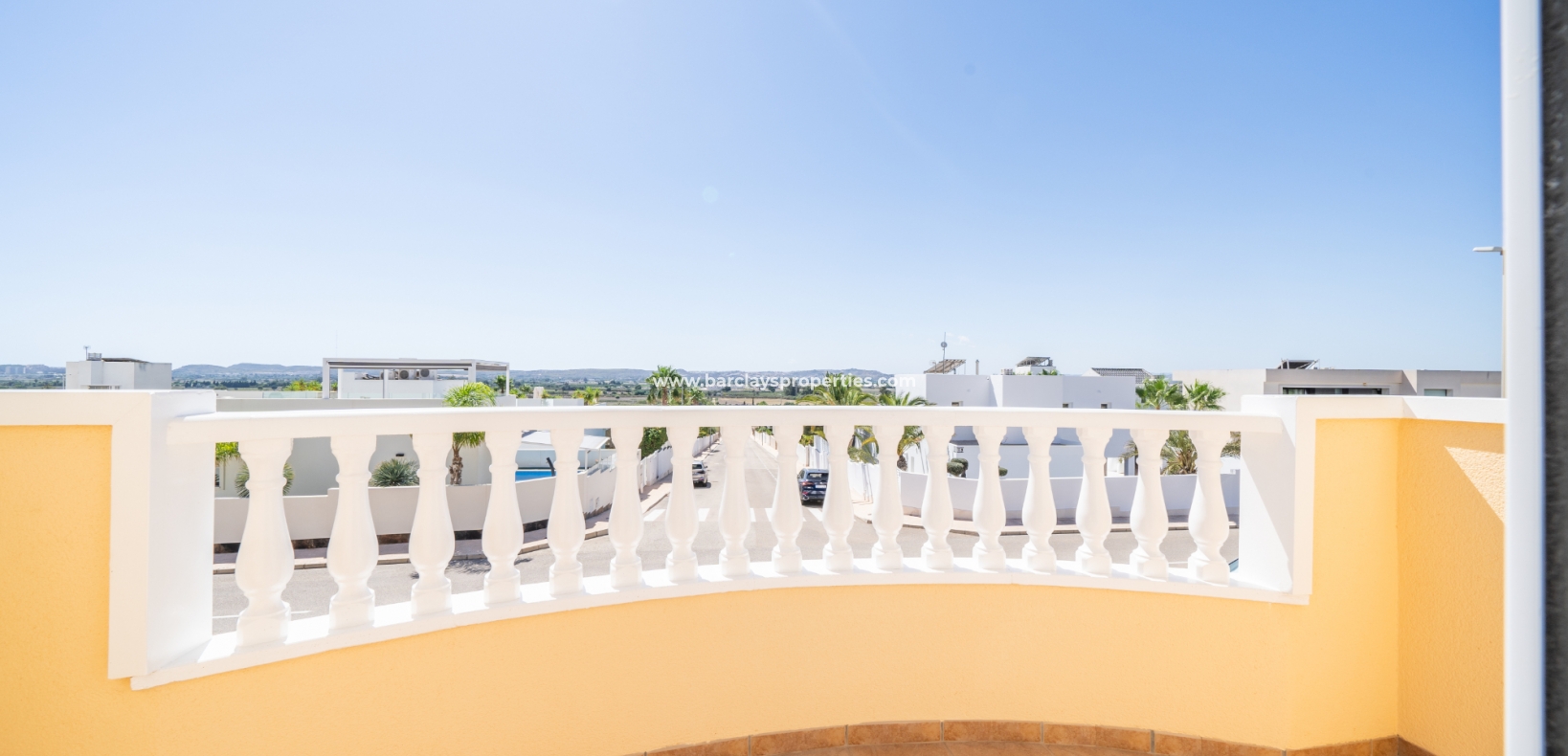 Wederverkoop - Vrijstaande Villa - Urb. La Marina