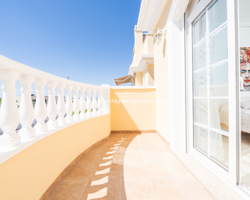 Wederverkoop - Vrijstaande Villa - Urb. La Marina