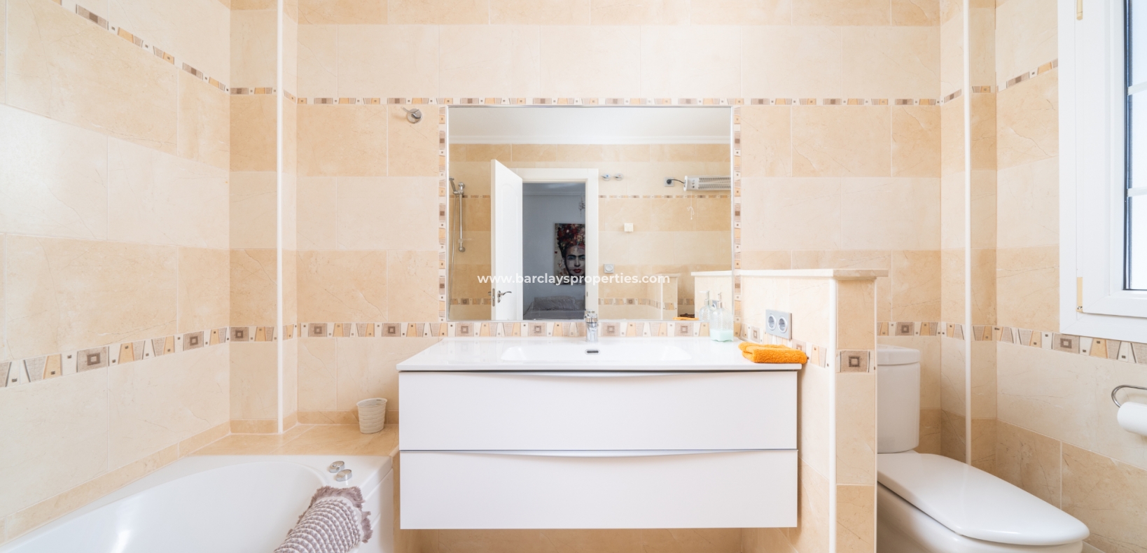 Wederverkoop - Vrijstaande Villa - Urb. La Marina