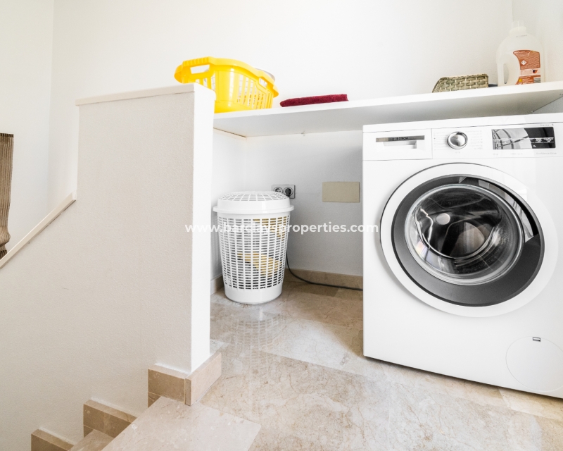 Wederverkoop - Vrijstaande Villa - Urb. La Marina