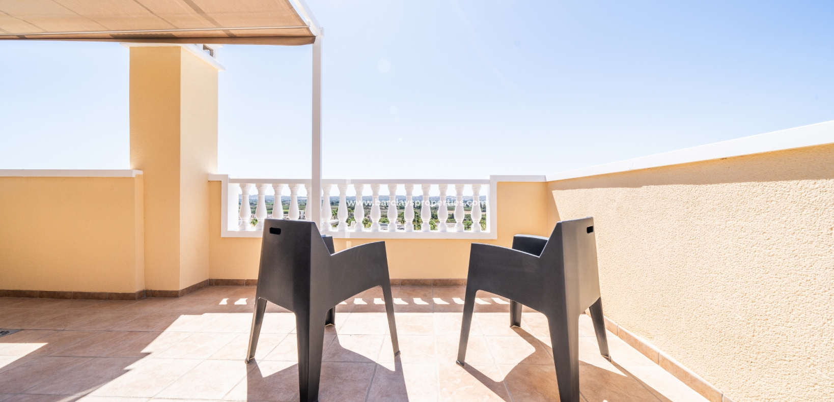 Wederverkoop - Vrijstaande Villa - Urb. La Marina