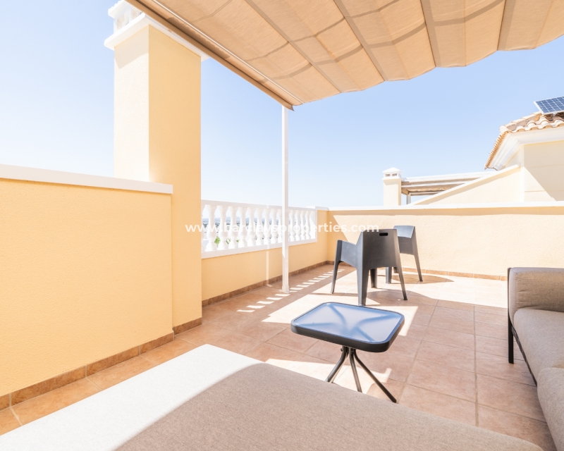 Wederverkoop - Vrijstaande Villa - Urb. La Marina