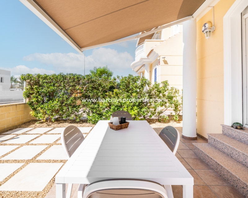 Wederverkoop - Vrijstaande Villa - Urb. La Marina