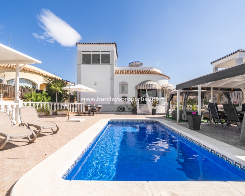 Wederverkoop - Vrijstaande Villa - Urb. La Marina