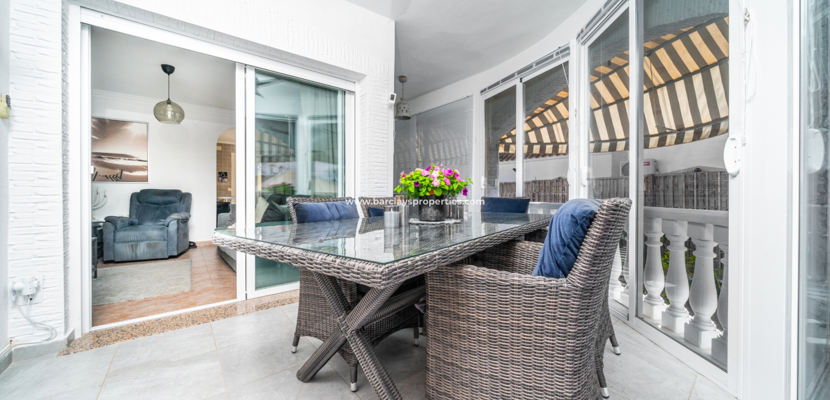 Wederverkoop - Vrijstaande Villa - Urb. La Marina