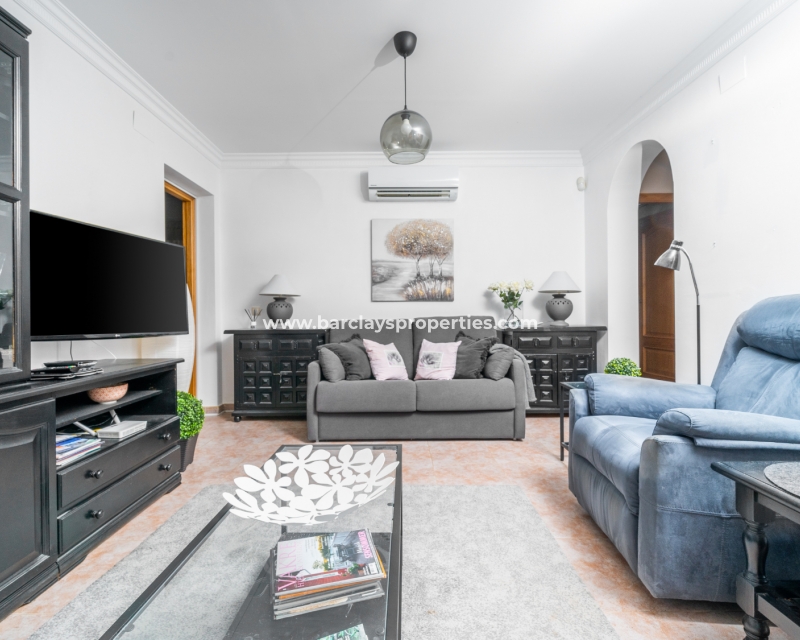 Wederverkoop - Vrijstaande Villa - Urb. La Marina