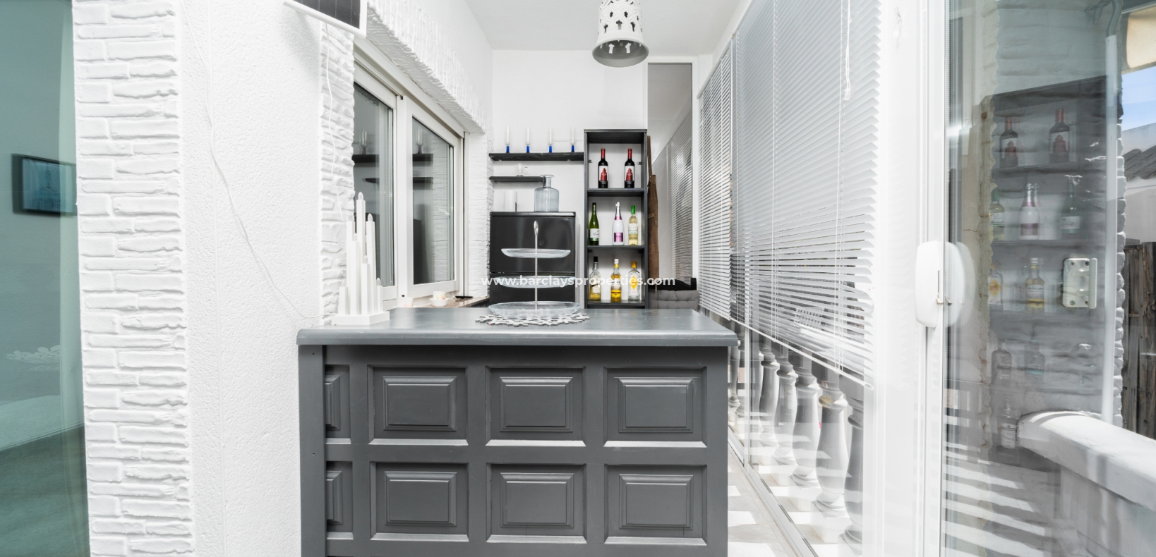 Wederverkoop - Vrijstaande Villa - Urb. La Marina