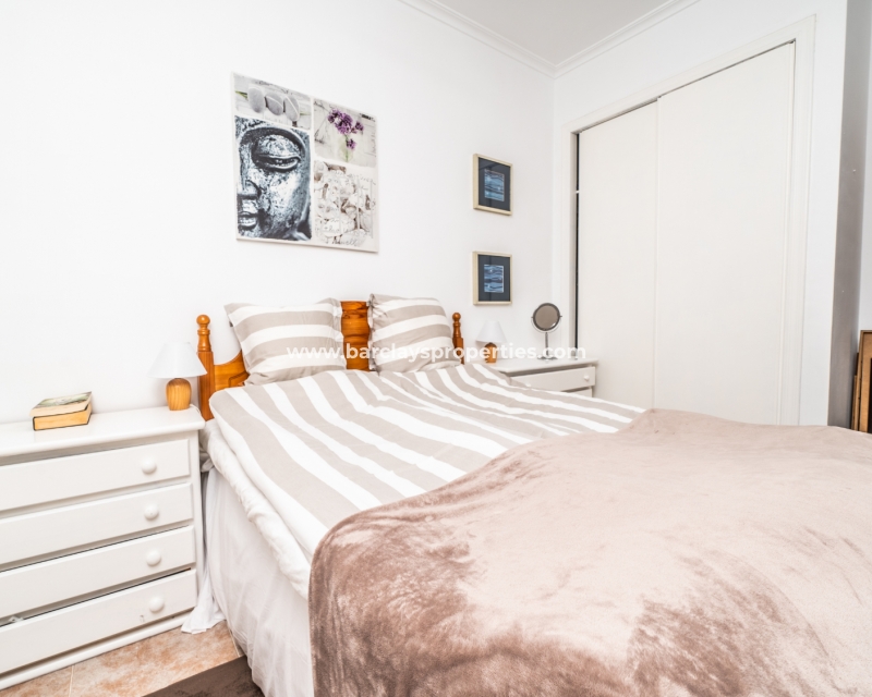 Wederverkoop - Vrijstaande Villa - Urb. La Marina