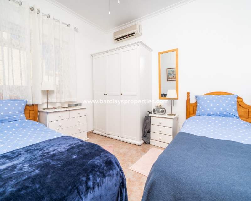 Wederverkoop - Vrijstaande Villa - Urb. La Marina