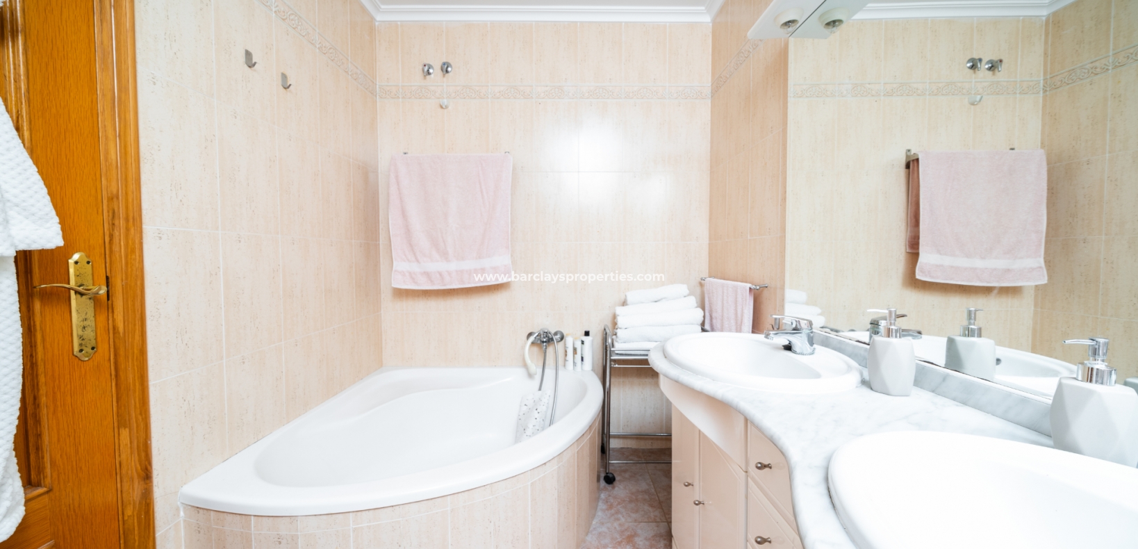 Wederverkoop - Vrijstaande Villa - Urb. La Marina