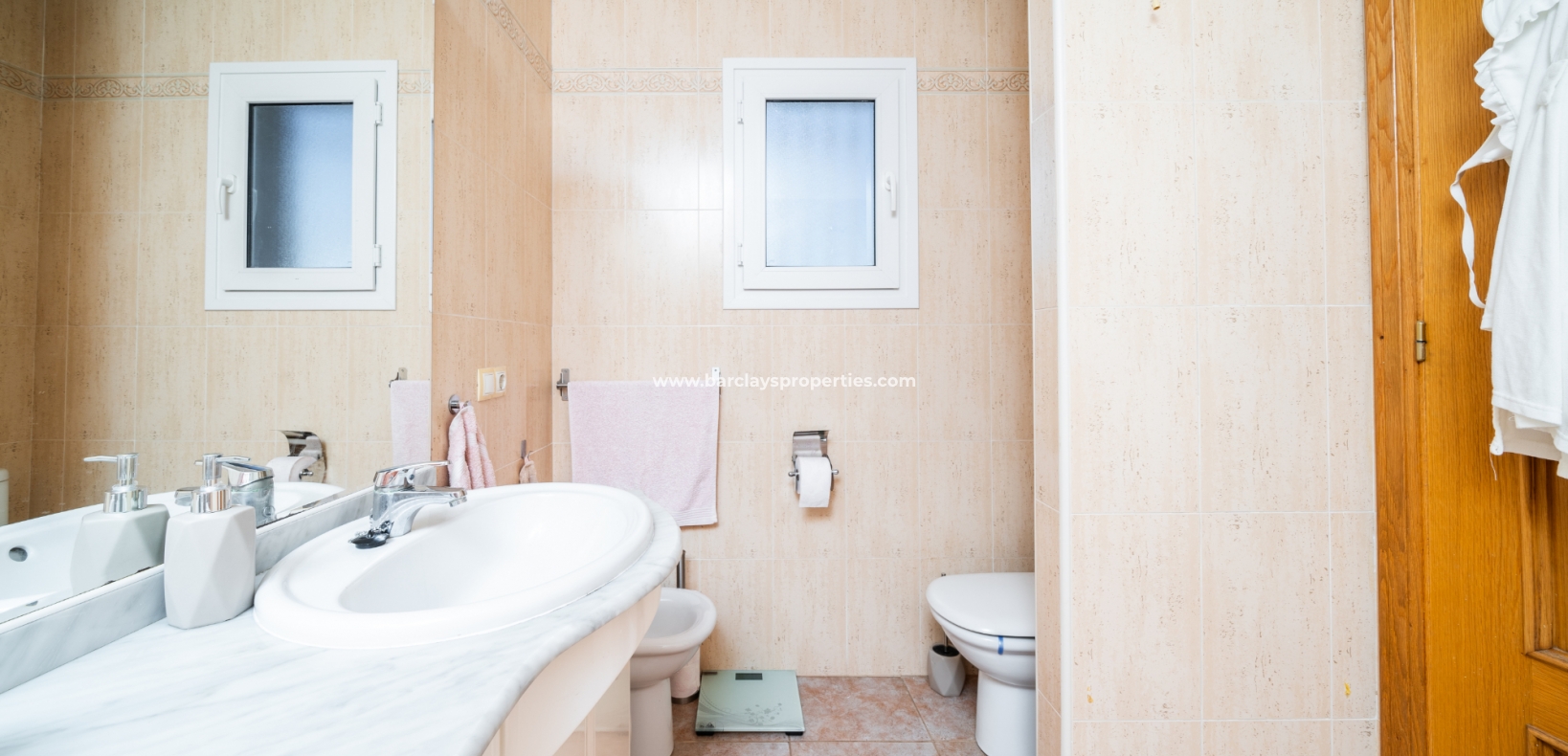 Wederverkoop - Vrijstaande Villa - Urb. La Marina