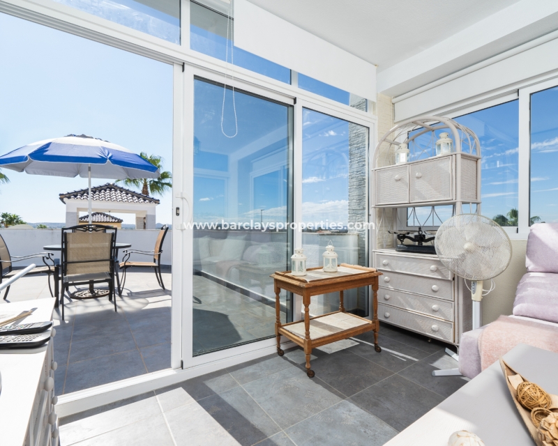 Wederverkoop - Vrijstaande Villa - Urb. La Marina