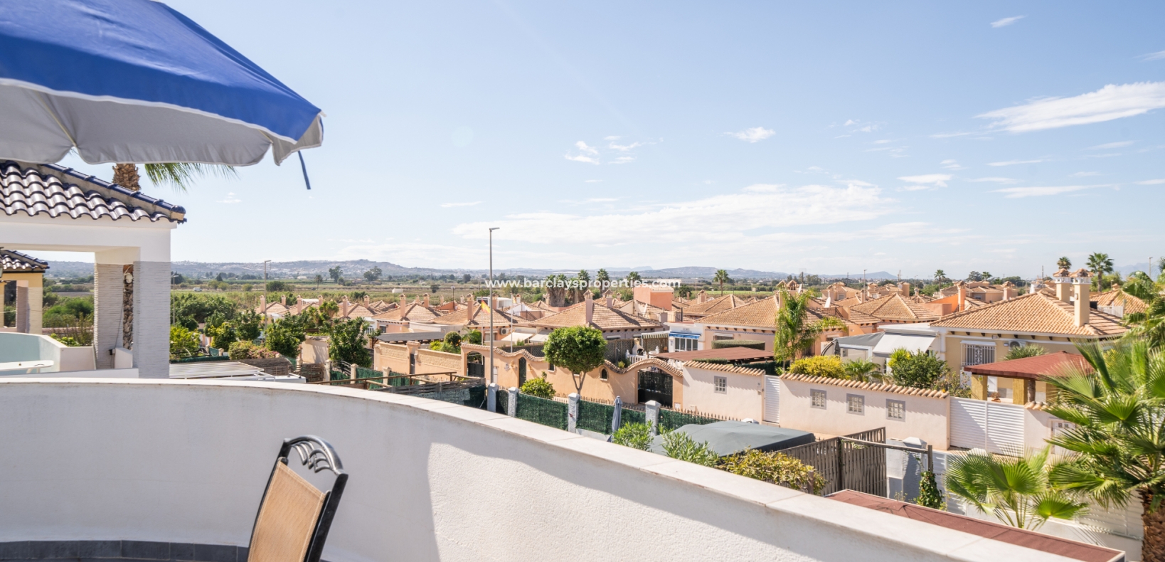 Wederverkoop - Vrijstaande Villa - Urb. La Marina