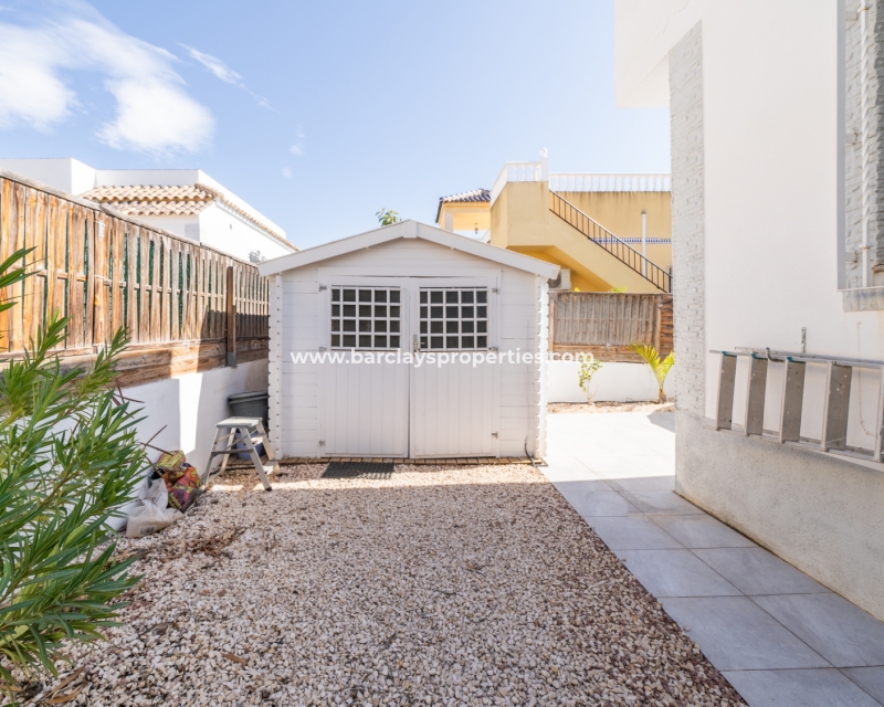 Wederverkoop - Vrijstaande Villa - Urb. La Marina