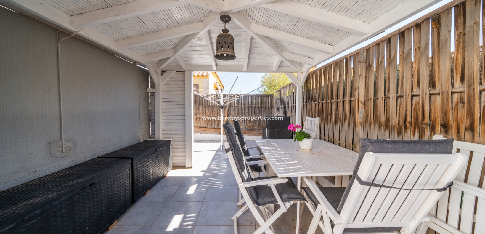 Wederverkoop - Vrijstaande Villa - Urb. La Marina