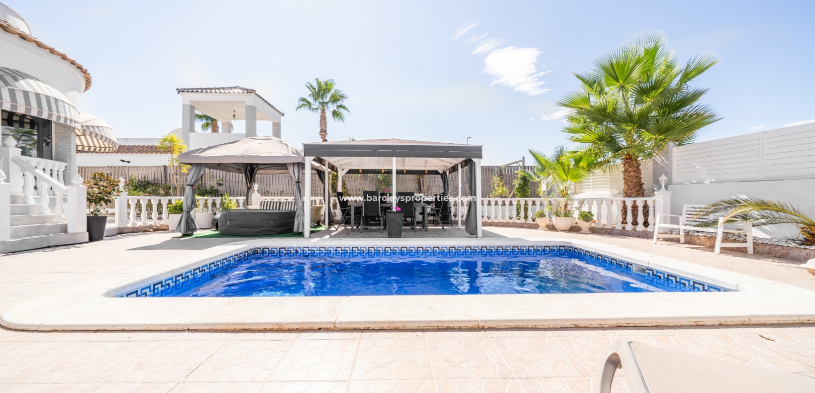 Wederverkoop - Vrijstaande Villa - Urb. La Marina