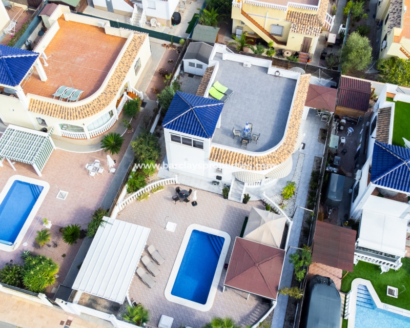 Wederverkoop - Vrijstaande Villa - Urb. La Marina