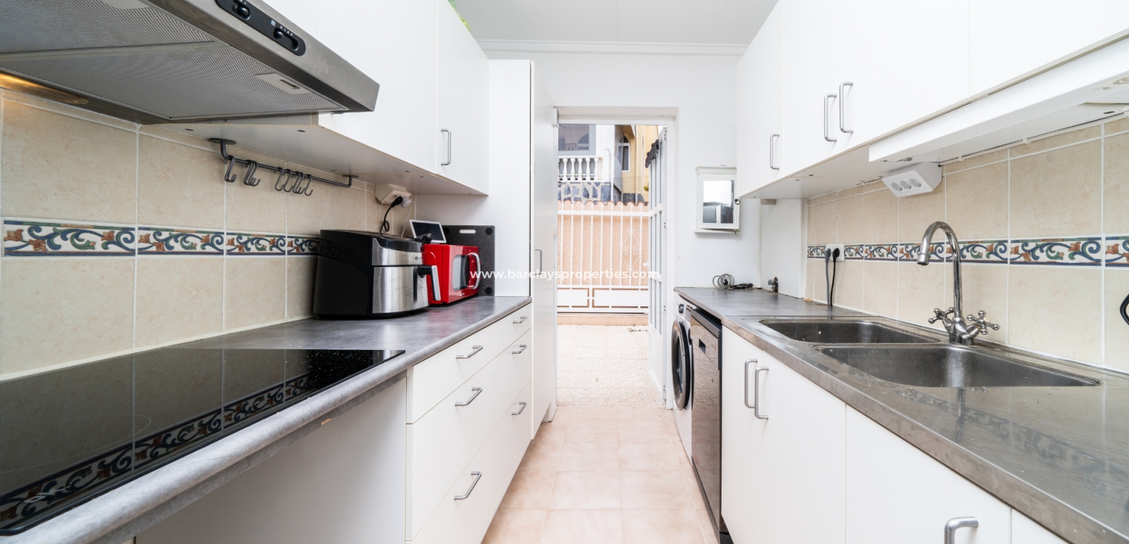 Wederverkoop - Vrijstaande Villa - Urb. La Marina