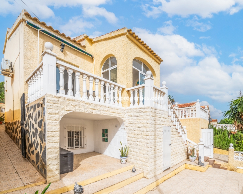 Wederverkoop - Vrijstaande Villa - Urb. La Marina